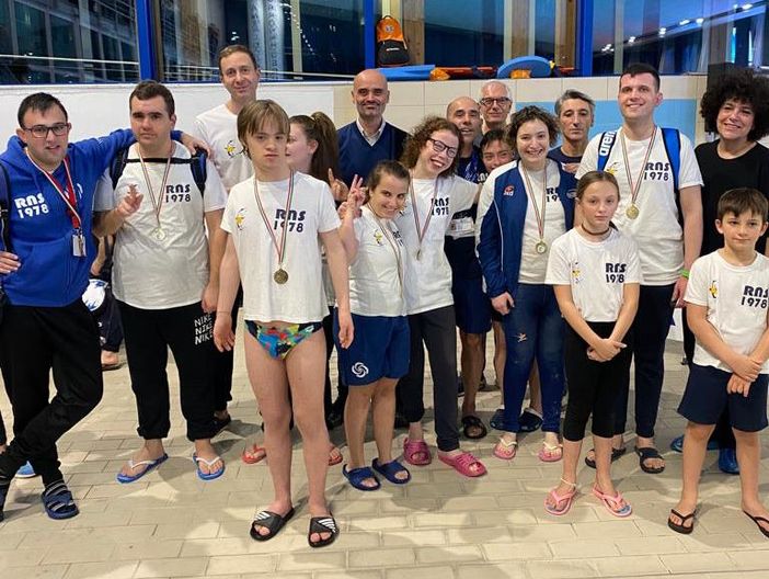 Nuoto: PHB Polisportiva Bergamasca e Rari Nantes fanno festa a Saronno Nuoto: PHB Polisportiva Bergamasca e Rari Nantes fanno festa a Saronno