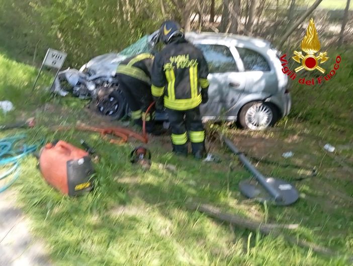 Tragico incidente nel Milanese: muore una donna, grave la figlia di 16 anni