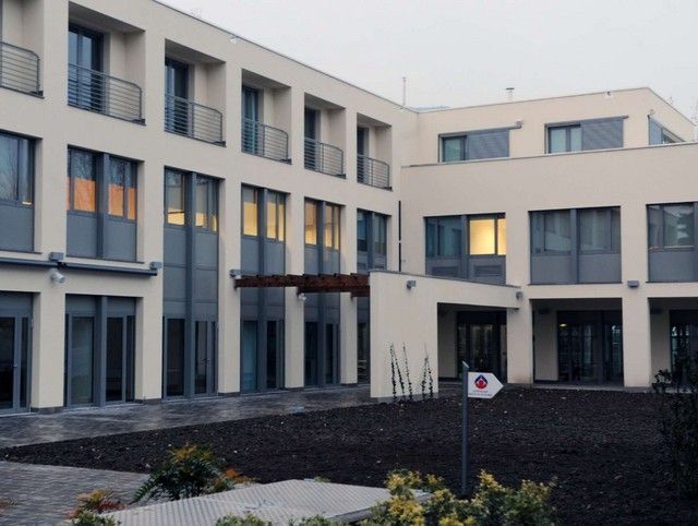 Coronavirus. Gli australiani chiudono l'Hub sul lungolago e lasciano Gavirate