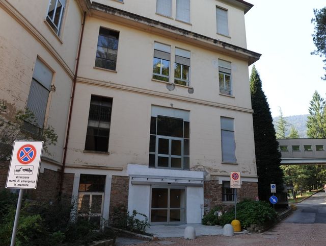 Ex Ospedale di Cuasso al Monte, Futuro Nazionale sta con il sindaco Bonora: «Degrado inaccettabile, servono interventi» Ex Ospedale di Cuasso al Monte, Futuro Nazionale sta con il sindaco Bonora: «Degrado inaccettabile, servono interventi»