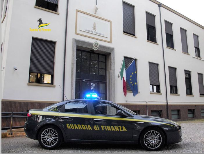 Un piccolo gesto per regalare un sorriso ai bambini. Il capitano provinciale dei carabinieri visita il Villaggio del Fanciullo di Morosolo