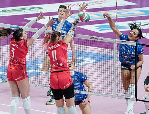 Le farfalle cadono nel derby: è 3-1 per Igor Novara