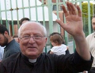 Monsignor Livetti, 90 anni oggi Monsignor Livetti, 90 anni oggi