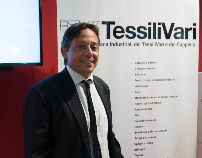 Matteo Cavelli presidente di Tessilivari