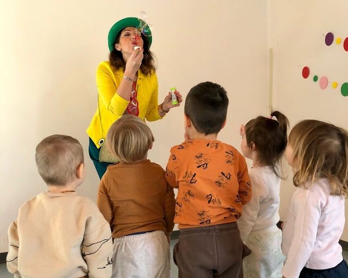 Giornata di festa nell’asilo nido della cooperativa Kairos per i dieci anni di attività Giornata di festa nell’asilo nido della cooperativa Kairos per i dieci anni di attività