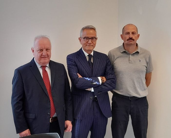Da sinistra, Mauro Croci, Giorgio Ginelli, Paride Magnoni Da sinistra, Mauro Croci, Giorgio Ginelli, Paride Magnoni