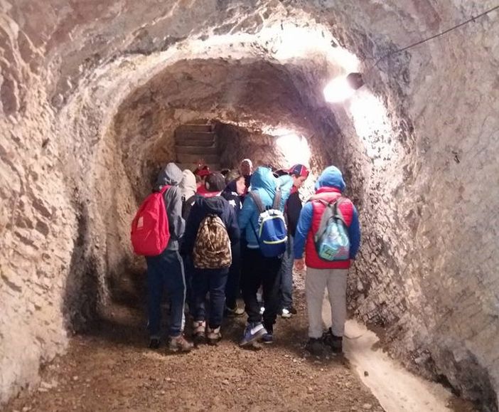 Nelle Valli del Verbano si va a scuola di paesaggio, storia e sostenibilità ambientale Nelle Valli del Verbano si va a scuola di paesaggio, storia e sostenibilità ambientale