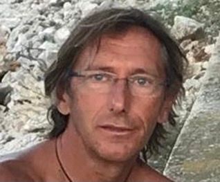 Luino piange Fausto Pizio, scomparso ieri a 56 anni. Era lo storico calzolaio di via XXV Aprile