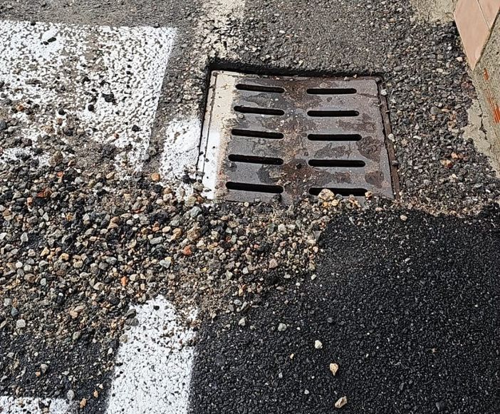 Smottamento a Cavaria con Premezzo, chiuso un tratto di via IV Novembre