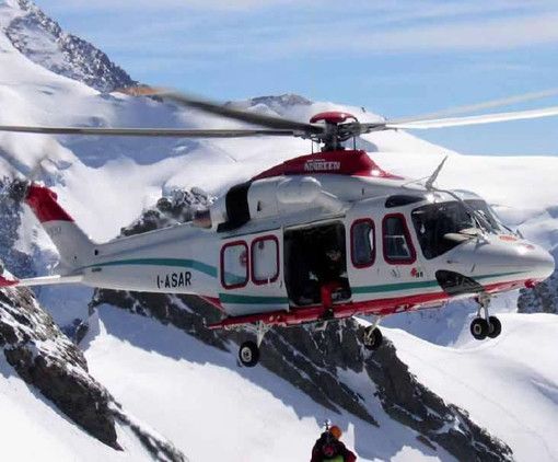Tragedia sul Monte Bianco: muore un giovane varesino Tragedia sul Monte Bianco: muore un giovane varesino