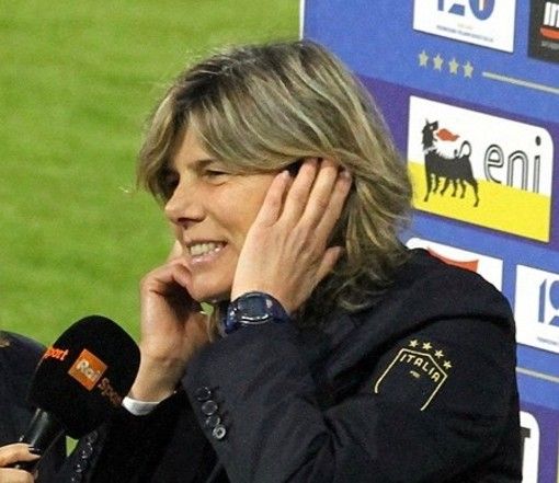 Il ct azzurro Milena Bertolini può sorridere: ottimo 2-0 dell'Italia a Palermo