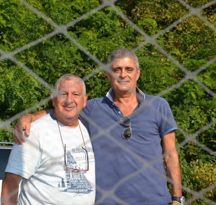 Vito de Lorentiis, qui con l'amico e supertifoso biancorosso Mario Trevisi, ha voluto rispondere alle belle parole di Stefano Amirante