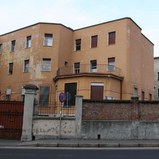 L'appello dei sindacati dei pensionati: «No al depotenziamento dell'ospedale di Somma Lombardo»