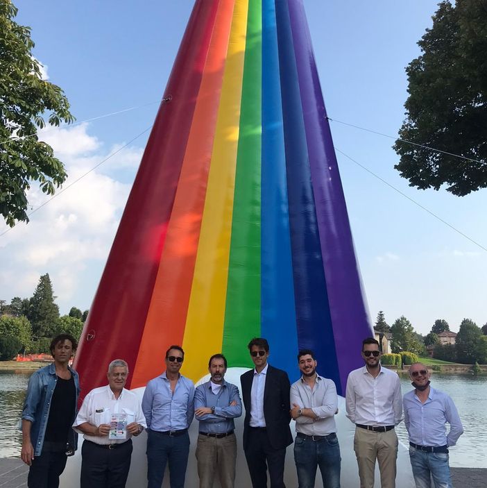 Camera di Commercio e Confcommercio promuovono il Parcobaleno di Sesto Calende Camera di Commercio e Confcommercio promuovono il Parcobaleno di Sesto Calende