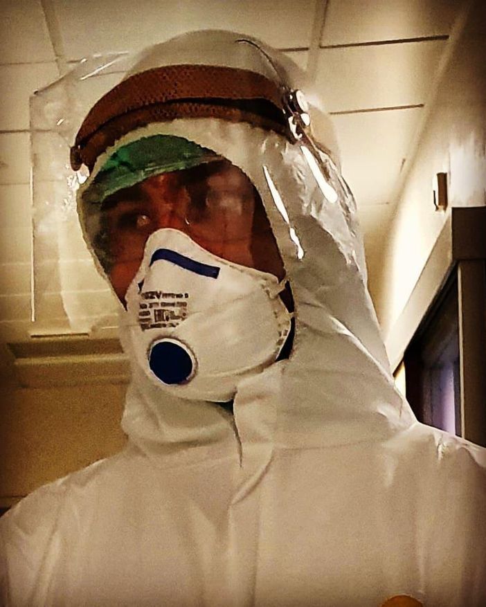 Lettera shock dei medici ai vertici della sanità lombarda: «Dati e tamponi insufficienti, gestione confusa delle Rsa, mancate protezioni...»