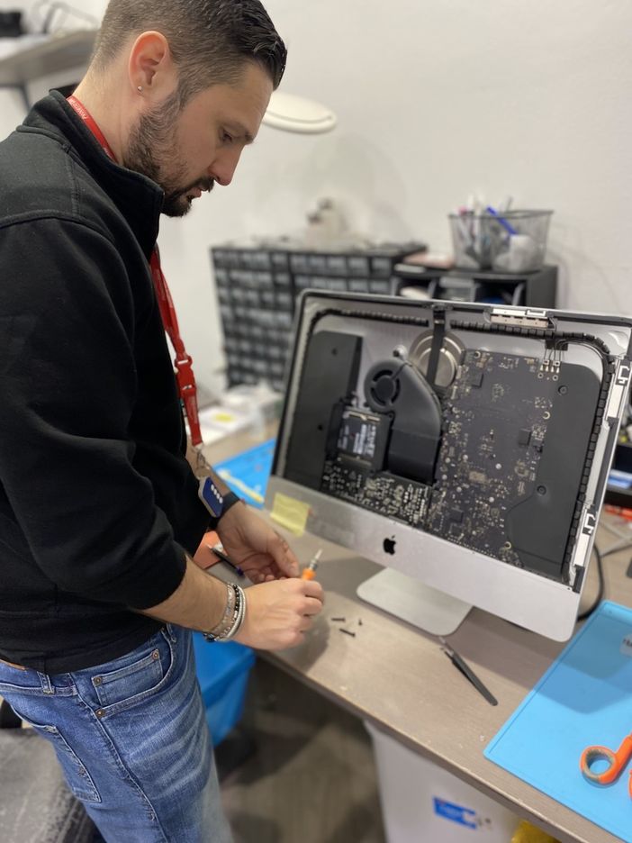 Elettromik a Milano trasforma i tuoi problemi informatici in opportunità