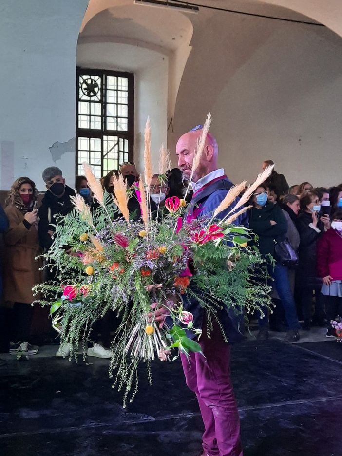 L’asso dei fiori è di Mornago. I segreti del successo di Nicola Puricelli L’asso dei fiori è di Mornago. I segreti del successo di Nicola Puricelli