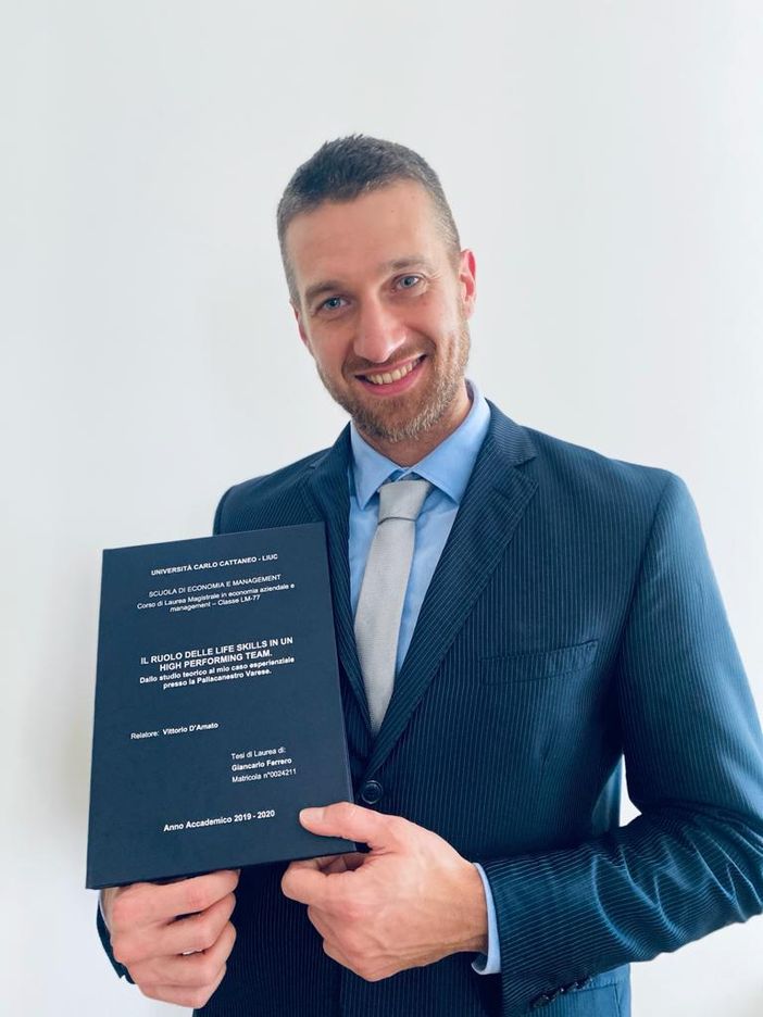 Il dottore Ferrero colpisce ancora: laurea magistrale alla Liuc Il dottore Ferrero colpisce ancora: laurea magistrale alla Liuc