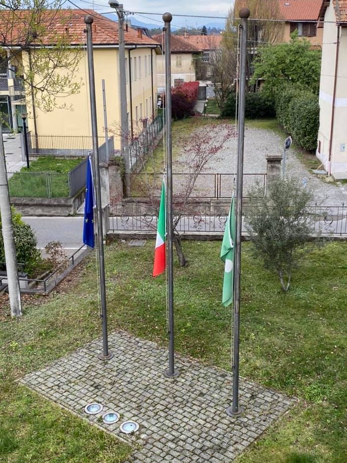 «Un cittadino di Jerago non ce l'ha fatta. Vicini ai familiari»: il doloroso annuncio del sindaco Aliverti