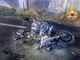 I resti della moto dopo l'impatto con l'auto I resti della moto dopo l'impatto con l'auto