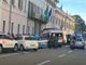 Le immagini dell'incidente davanti all'ingresso del Comune di Varese in via Sacco Le immagini dell'incidente davanti all'ingresso del Comune di Varese in via Sacco