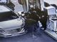 VIDEO. Varese, lite dal benzinaio per dieci euro finisce a botte: gestore al pronto soccorso