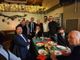 Il circolo del Piambello di Fratelli d'Italia si scambia gli auguri di Natale con i big locali del partito Il circolo del Piambello di Fratelli d'Italia si scambia gli auguri di Natale con i big locali del partito