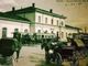 LA VARESE NASCOSTA. Davanti alla stazione con il calesse. Una cartolina dal 1907