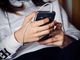 Smartphone vietati anche alle scuole superiori: scatta il divieto del Ministero Smartphone vietati anche alle scuole superiori: scatta il divieto del Ministero