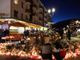 Fiori e candele per i morti di Crans Montana