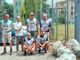 Quartieri puliti: a Varese i 5 Stelle ripuliscono il campetto in fondo a viale Valganna