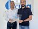 Nelle foto: Andrea Righi, Responsabile commerciale di 2F Water Venture, consegna il premio a Pietro Galante, Responsabile Conduzione Acque Potabili di Alfa Srl