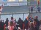L'omino che vedete entrare nel tunnel a braccia alzate con la scritta Varese sul petto è l'allenatore Roberto Floris acclamato dalla curva e dal pubblico biancorosso in tribuna