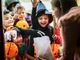 <a href="https://it.freepik.com/foto-gratuito/i-bambini-piccoli-scherzano-o-trattano-halloween_3215427.htm#query=halloween%20bambini&amp;position=7&amp;from_view=search&amp;track=sph">Immagine di rawpixel.com</a> su Freepik