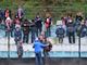 Giorgio Roselli saluta i tifosi del Varese, che lo applaudono, due domeniche fa in Liguria (foto Ezio Macchi)