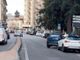 La situazione è tornata alla normalità dopo un'ora: nella foto le auto coinvolte a incidente risolto