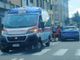 Varese, auto si scontrano in via Magenta: un ferito