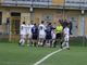 Blitz Oltrepò che vale la vetta con capitan Gabrielli a un minuto dalla fine a Caronno, dove non sono mancate polemiche (foto SC Caronnese)