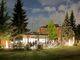 Il chiosco Cill del parco Mantegazza a Varese immerso nella magia della sera