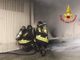 Malnate, garage in fiamme: intervengono i vigili del fuoco Malnate, garage in fiamme: intervengono i vigili del fuoco