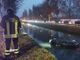 Drammatico incidente a Pavia: scontro tra due auto, una finisce nel Naviglio. Ragazza 22enne gravissima