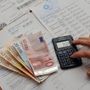 Energia, Aept lancia referendum per eliminare 175 miliardi di oneri nascosti in bolletta