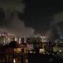 Attacco israeliano all'Iran, colonne di fumo su Teheran - Video