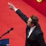 Grok impazzito, il chatbot di Elon Musk inneggia a Hitler su X