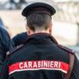 Ravenna, 16enne accoltella ragazzo sul bus: lui in comunità, arrestati i genitori