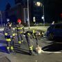 Le immagini dei vigili del fuoco dell'incidente di questa notte in via Noè a Gallarate