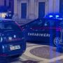 Rapinano coetanei con un coltello: arrestati tre complici in flagranza dai carabinieri