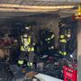 I vigili del fuoco sul posto I vigili del fuoco sul posto