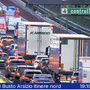 Le code e i mezzi dei vigili del fuoco visti dalle webcam di Autostrade per l'Italia Le code e i mezzi dei vigili del fuoco visti dalle webcam di Autostrade per l'Italia