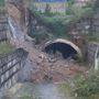 La frana della scorsa notte in una delle principale arterie di Savona (da Savonanews.it) La frana della scorsa notte in una delle principale arterie di Savona (da Savonanews.it)